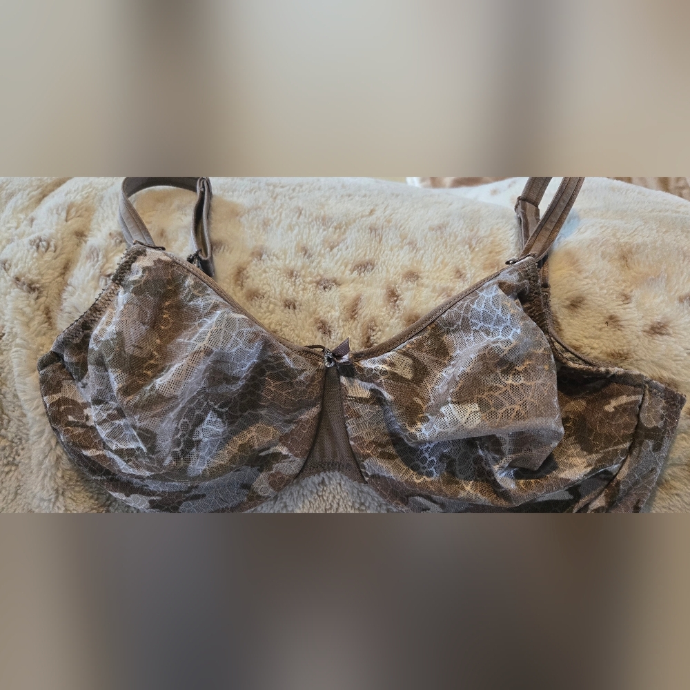 Chantelle Classy Camo Print Bra